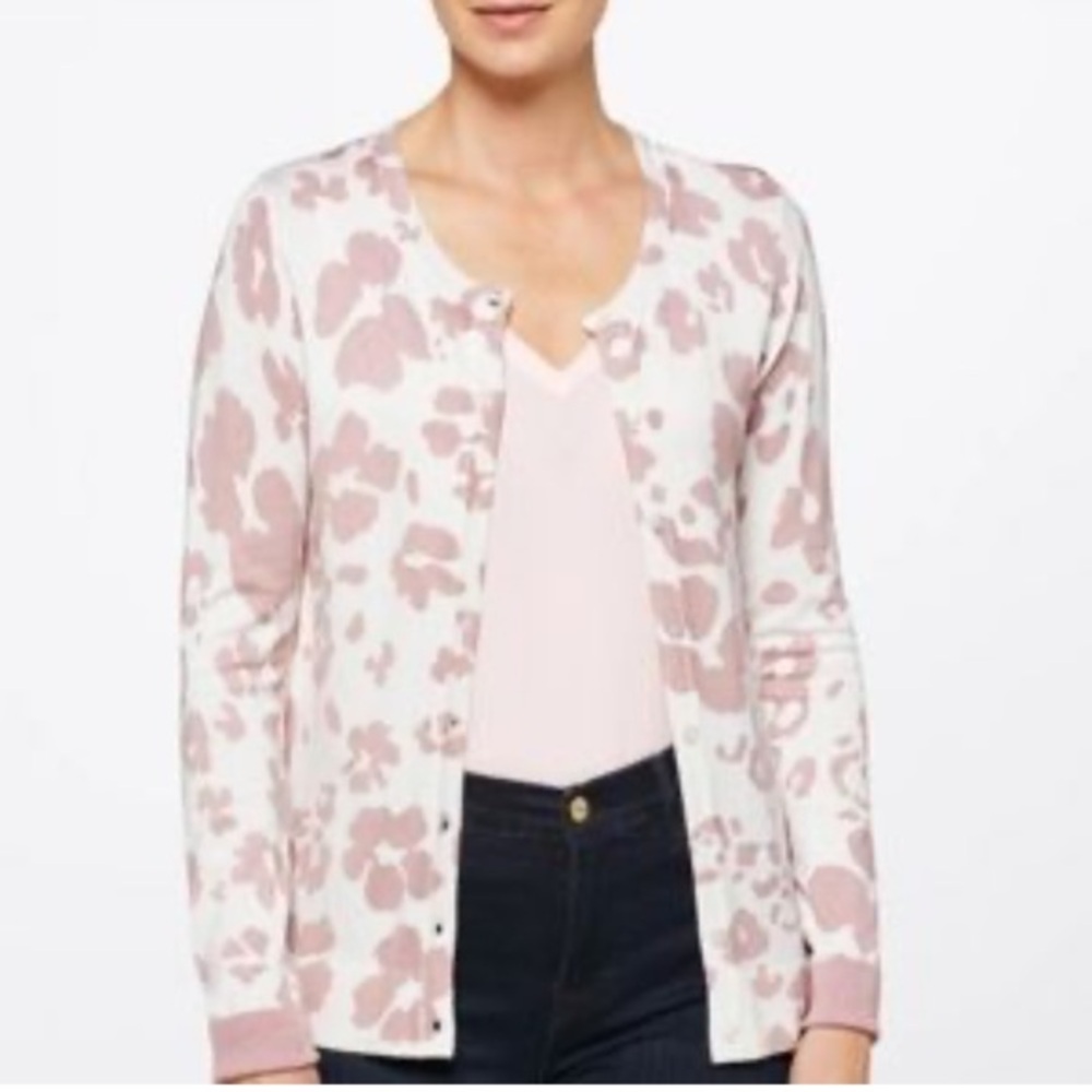 Daniel Rainn Jude Contrast Cuff Button‎ Front Cardigan Blush Color small